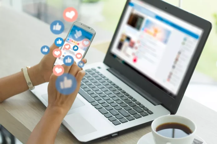 Social Media Support Online Business